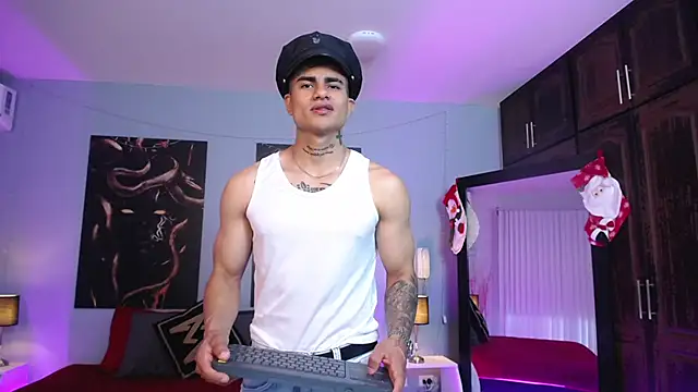 RyanGates  online show from December 20, 1:07 pm