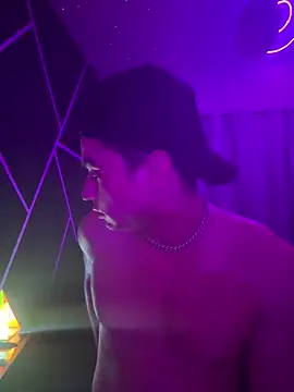 Snapshot of JamesonReign7777 chatting on February 8, 1:42 am JamesonReign7777 online show from February 8, 1:42 am