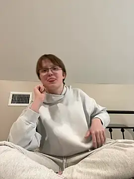 Snapshot of Lassie_Cassie chatting on February 3, 7:08 pm Lassie Cassie online show from February 3, 7:08 pm