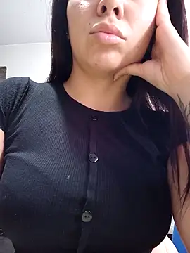 emmacurvyhot online show from February 19, 4:36 pm