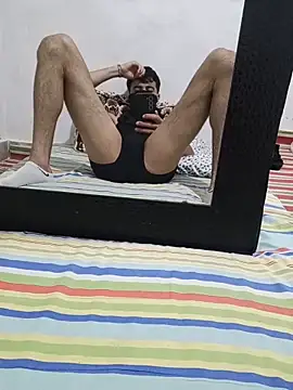 Snapshot of Aminosh chatting on May 27, 8:39 pm Aminosh online show from May 27, 8:39 pm