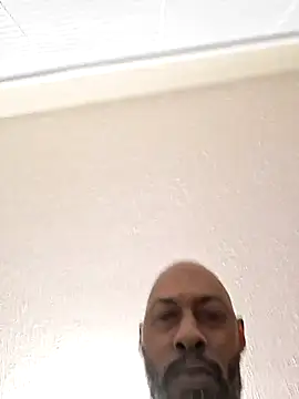 Snapshot of Rizzle9800 chatting on January 10, 8:27 am Rizzle9800 online show from January 10, 8:27 am