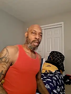 Snapshot of Rizzle9800 chatting on January 15, 7:57 am Rizzle9800 online show from January 15, 7:57 am