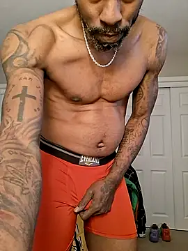 Snapshot of Rizzle9800 chatting on February 3, 8:30 am Rizzle9800 online show from February 3, 8:30 am