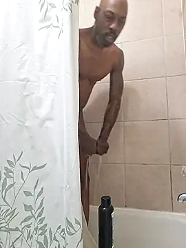 Snapshot of Rizzle9800 chatting on March 20, 6:02 pm Rizzle9800 online show from March 20, 6:02 pm