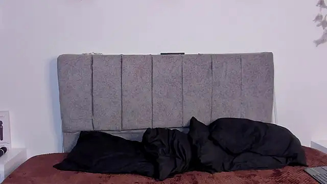 Snapshot of tefi_meow_ chatting on February 9, 4:44 pm tefi meow online show from February 9, 4:44 pm