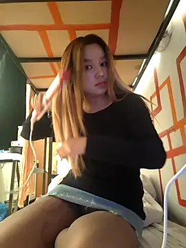 SherrylShaw online show from March 28, 4:50 pm