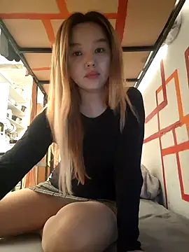 SherrylShaw online show from March 30, 4:52 pm