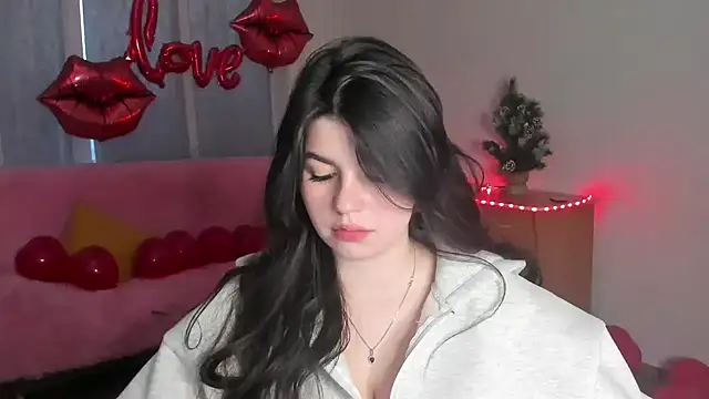 KisaModel online show from February 26, 1:15 am