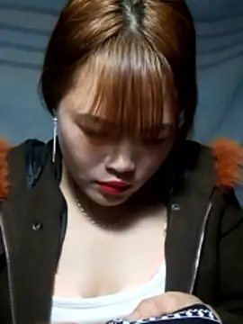 yana-zz online show from March 29, 3:45 pm