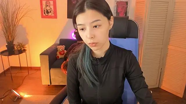 SirenMystiq online show from January 9, 7:15 pm