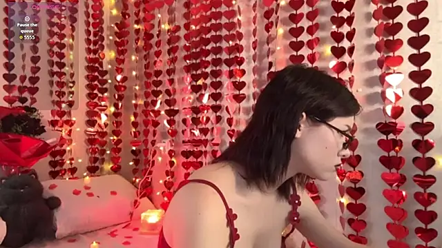 BeatriceMoonlight online show from February 3, 10:31 am