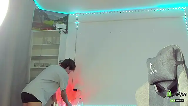 colestorm  online show from March 5, 11:56 pm