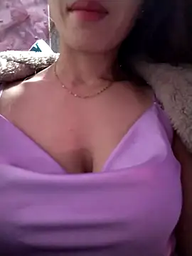 Comb-bii online show from December 13, 9:53 pm