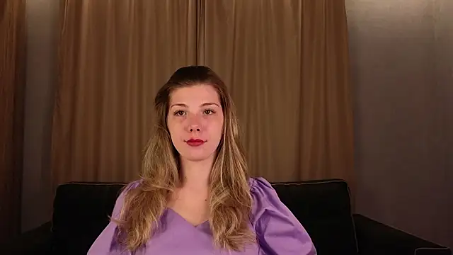 Snapshot of LumiaSolstice chatting on March 19, 5:06 pm LumiaSolstice online show from March 19, 5:06 pm