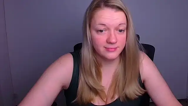 Samantha Gloww online show from December 18, 7:03 am