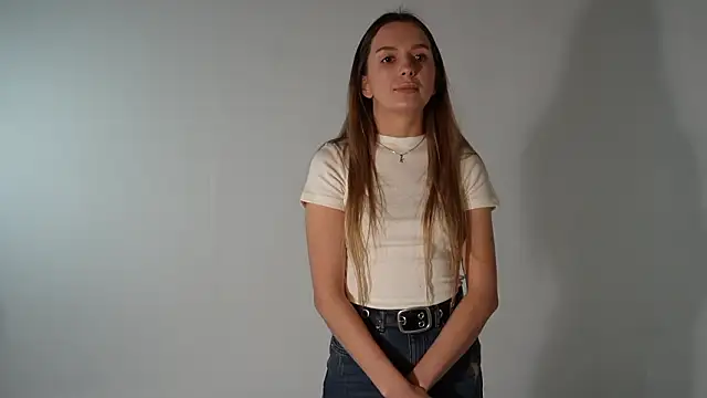 UmbraSylph online show from March 18, 9:34 am