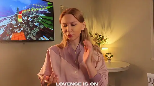 CorrieHighfield online show from December 21, 1:13 am