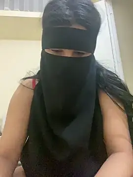 Snapshot of sara___fun chatting on December 16, 12:32 pm sara fun online show from December 16, 12:32 pm