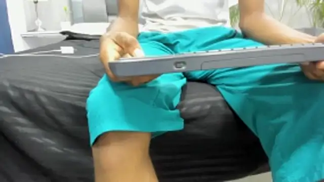 khris  evans online show from April 2, 10:40 pm