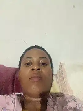 BellaSean online show from April 3, 5:11 pm