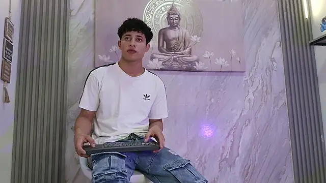 YOUNG GUYS1 online show from May 6, 7:13 am