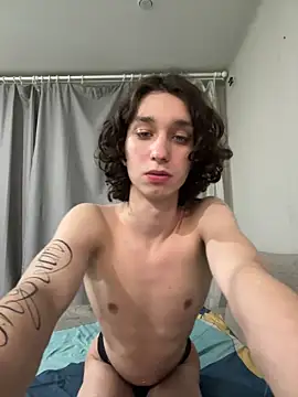 JuicyBoy777 online show from February 8, 10:13 pm