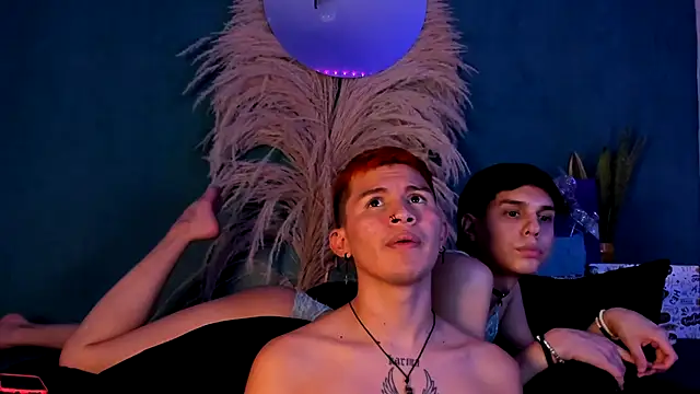 DeeQuinn Blaze online show from December 17, 8:04 pm