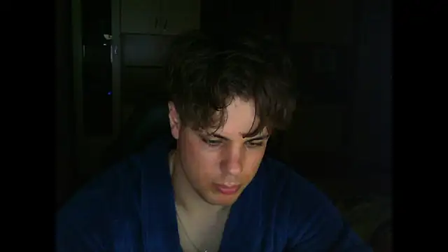GymGuy0505 online show from May 14, 8:37 pm