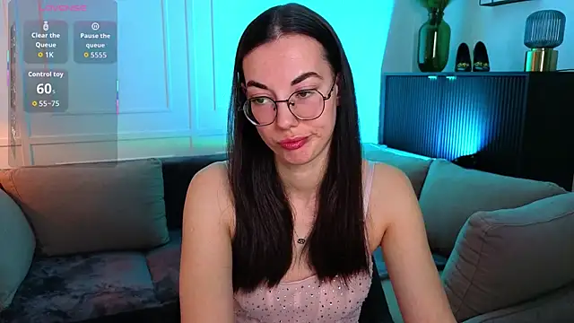 Snapshot of EmmaJacson chatting on December 17, 4:02 pm EmmaJacson online show from December 17, 4:02 pm