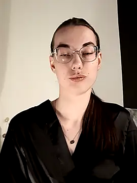 Snapshot of EmmaJacson chatting on February 3, 4:01 pm EmmaJacson online show from February 3, 4:01 pm