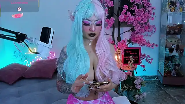 Snapshot of Hayami_Lee chatting on March 28, 1:05 am Hayami Lee online show from March 28, 1:05 am