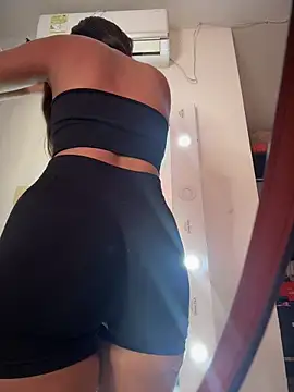 Valeria-escobar online show from May 7, 1:38 pm