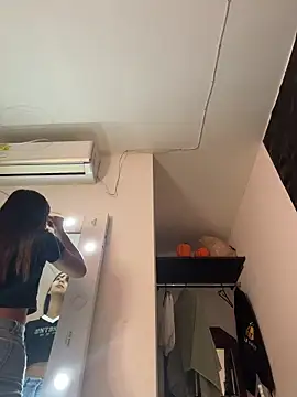 Valeria-escobar online show from May 17, 11:39 am