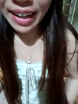 little-effy online show from June 27, 12:04 am