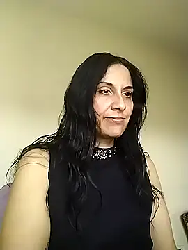 Snapshot of DommeVioleta chatting on December 19, 10:06 pm DommeVioleta online show from December 19, 10:06 pm