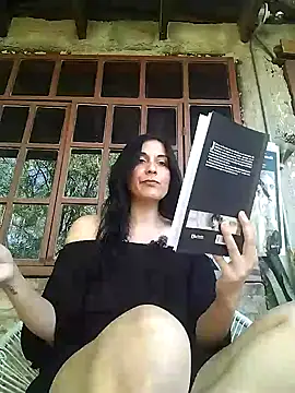 DommeVioleta online show from May 9, 10:37 pm