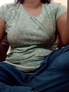 Snapshot of nosrat014 chatting on February 10, 1:48 pm nosrat014 online show from February 10, 1:48 pm