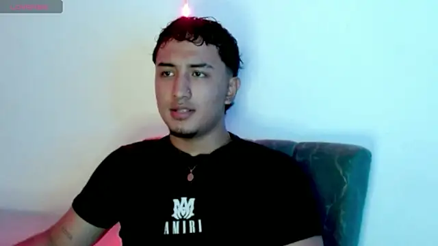 Snapshot of kyro_estrada chatting on April 3, 12:19 am kyro estrada online show from April 3, 12:19 am