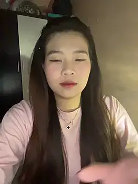 Bae1103  online show from December 19, 5:20 pm