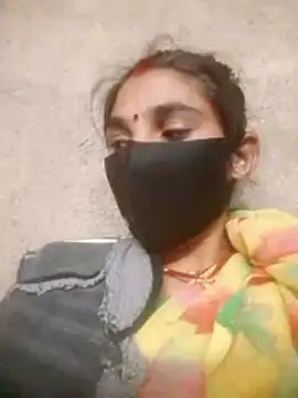 Laxmi9090 online show from February 9, 3:49 pm