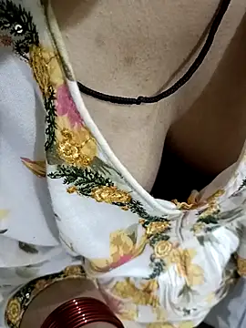 BEST-LOVER-1 online show from April 11, 7:18 pm