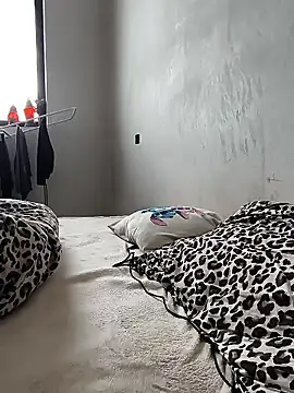 tenifer online show from January 11, 9:36 am