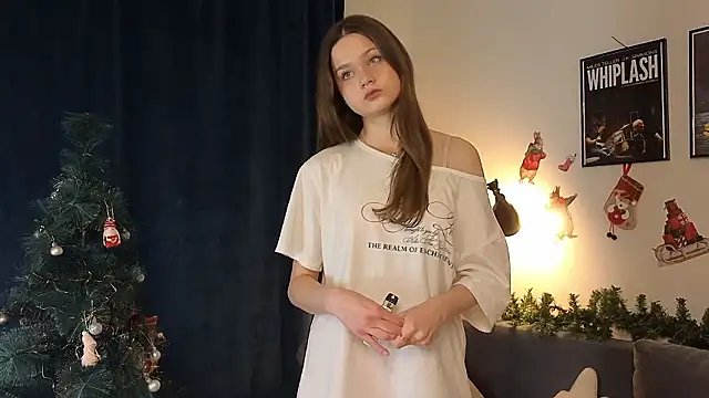 Snapshot of natur_ella chatting on January 15, 3:05 pm natur ella online show from January 15, 3:05 pm