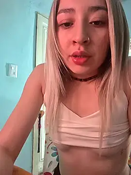 Snapshot of soylulita07 chatting on January 18, 3:21 am soylulita07 online show from January 18, 3:21 am