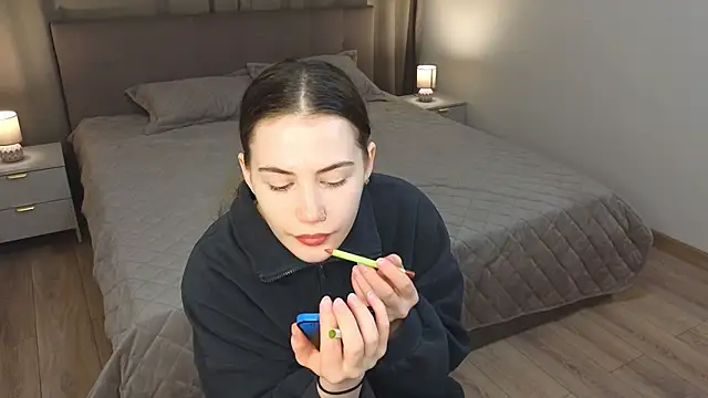 LouieRemeder online show from December 20, 4:19 am