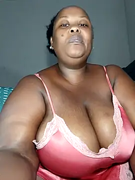 Snapshot of shwappa-mama chatting on February 22, 10:03 am shwappa-mama online show from February 22, 10:03 am