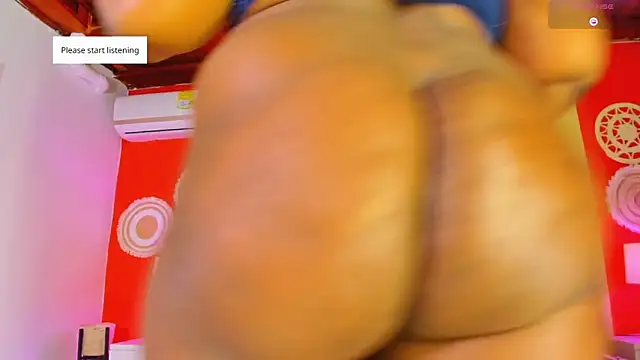 Snapshot of NikollSalas chatting on February 25, 12:26 pm NikollSalas online show from February 25, 12:26 pm