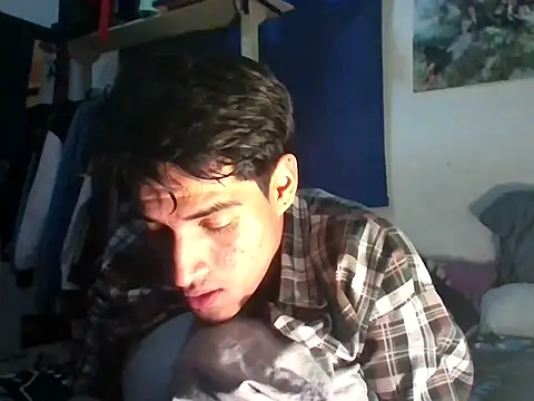isalexhot online show from April 26, 5:05 am