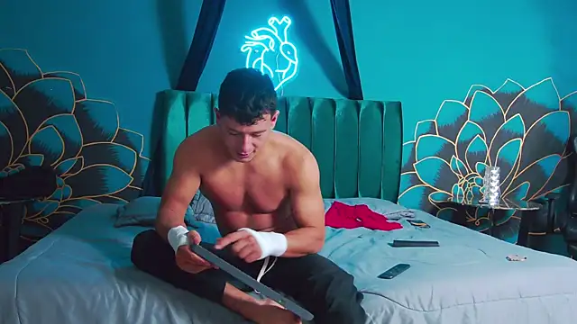 Snapshot of MagnusKnight_ chatting on January 8, 5:15 pm MagnusKnight online show from January 8, 5:15 pm